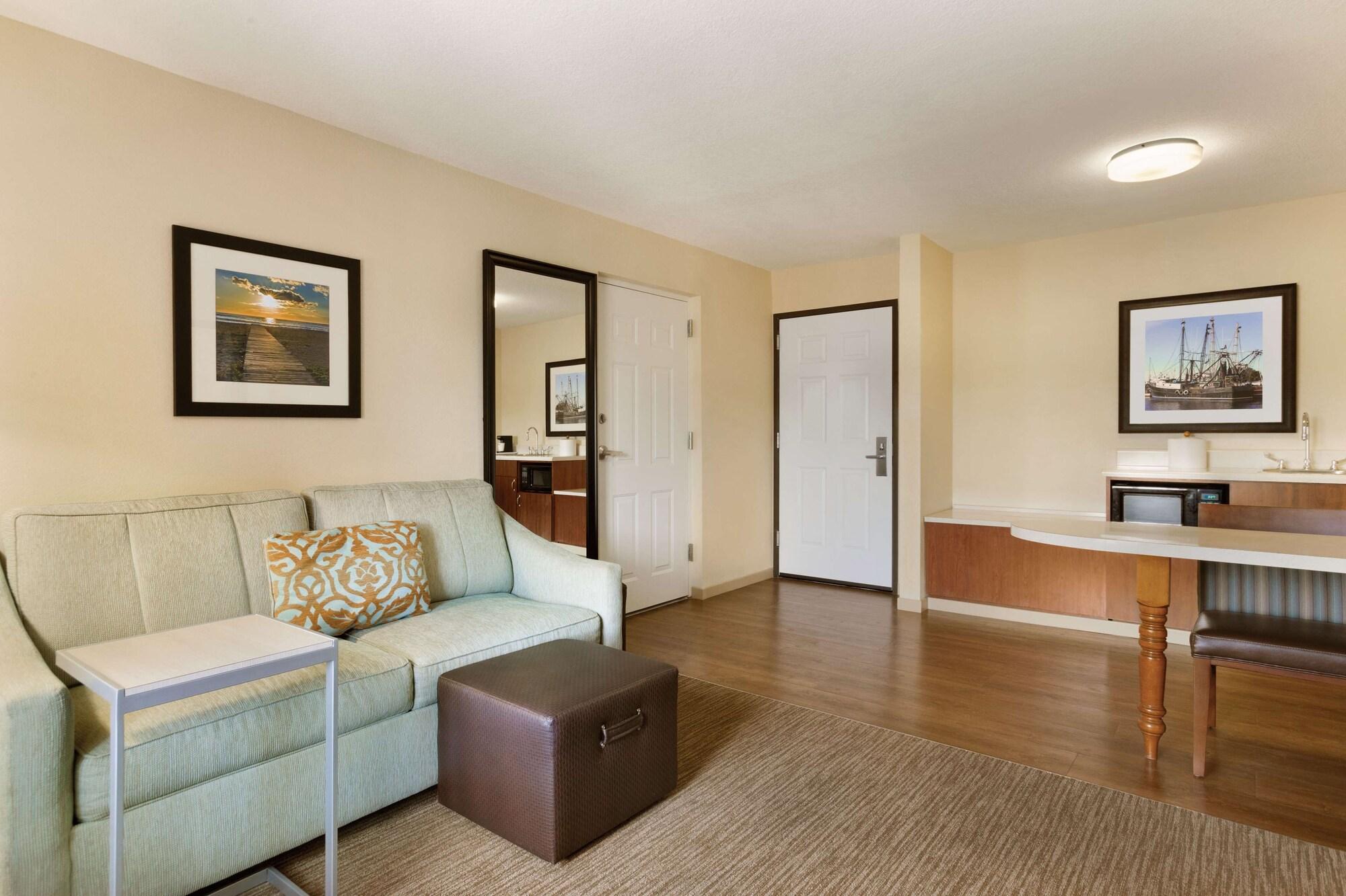 Hampton Inn & Suites Tarpon Springs Exterior photo