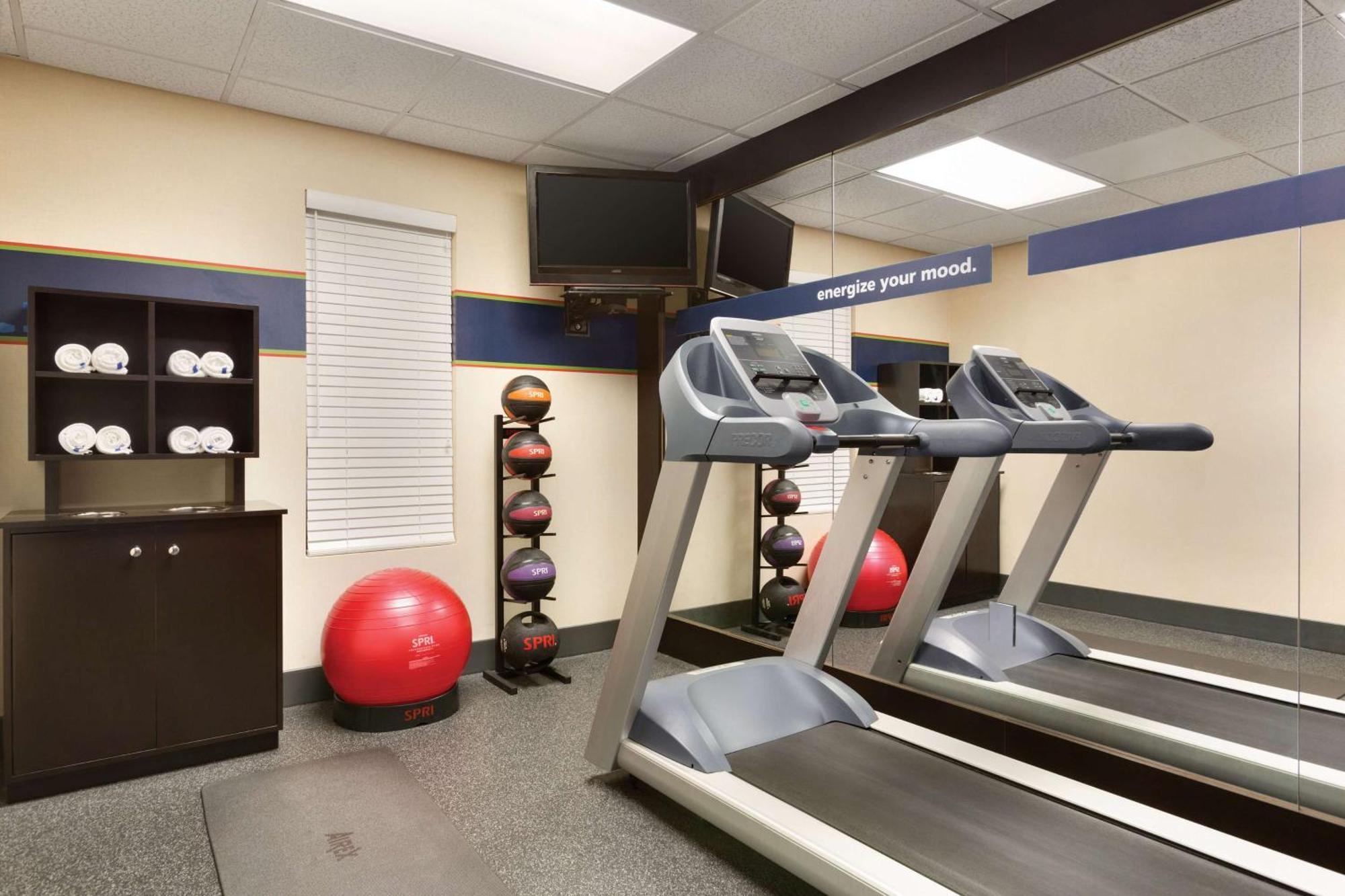 Hampton Inn & Suites Tarpon Springs Exterior photo